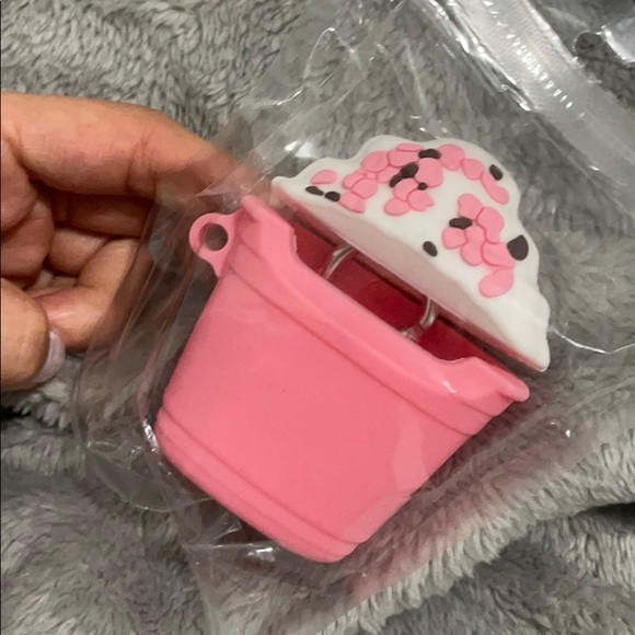 pink starbucks airpod case - Picture 4 of 4